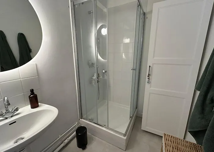 Charming 2-room With An Open View In The 14th 巴黎